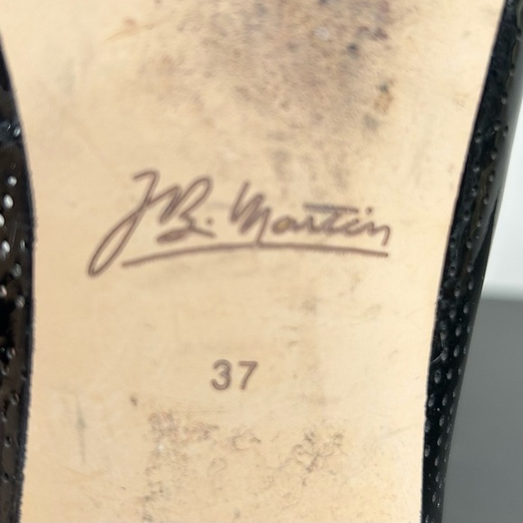 B Martin Patent Leather Ballet Flats with Perforated Detail Black Size… - Picture 10 of 10